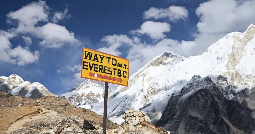 Everest Cost