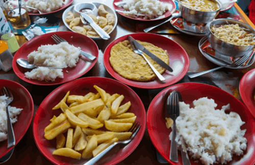 Everest Base Camp Trek Food Guide: What To Eat, Avoid, and Pack
